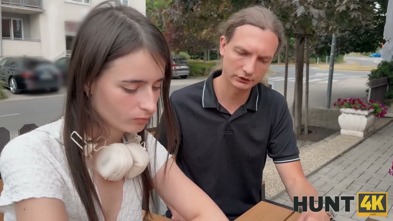 onnie Woods Delivers Intense Adult Encounters Featuring Raw Passion and Deep Anal Pleasure